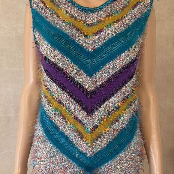 Hand Knitted Top - Picture 1 of 2
